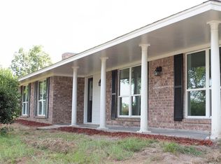 11 E Post Oak Ln, Shepherd, TX 77371