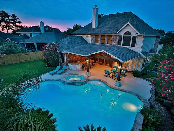 2nd image of 19011 Canyon Royal Dr