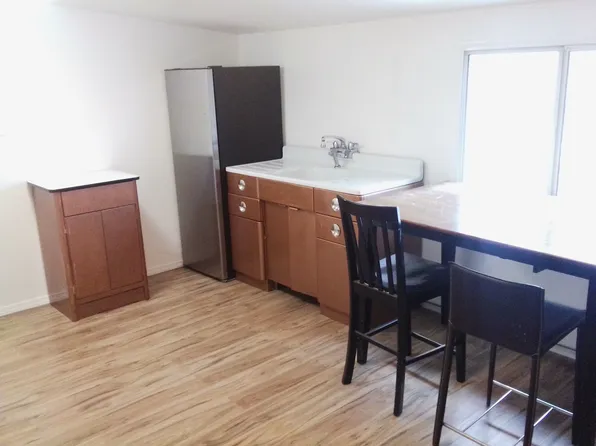 9445 4th Ave SW #6, Seattle, WA 98106