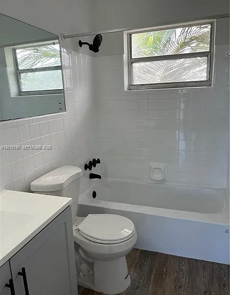 5741 NE 18th Ave #2A — Photo 3