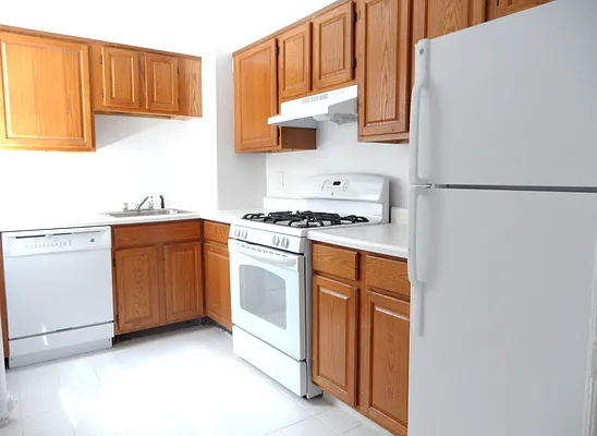 Rented by Goldfarb Properties | media 18