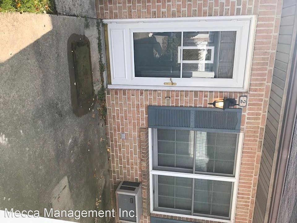 1st image of 720 Trail Dr APT 8