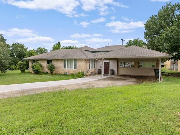 300 Terrace Dr, Pauls Valley, OK 73075