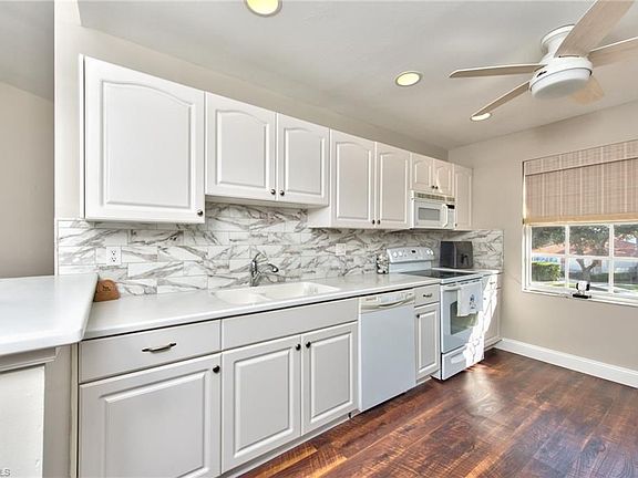 3rd image of 541 Windsor Sq #9-201