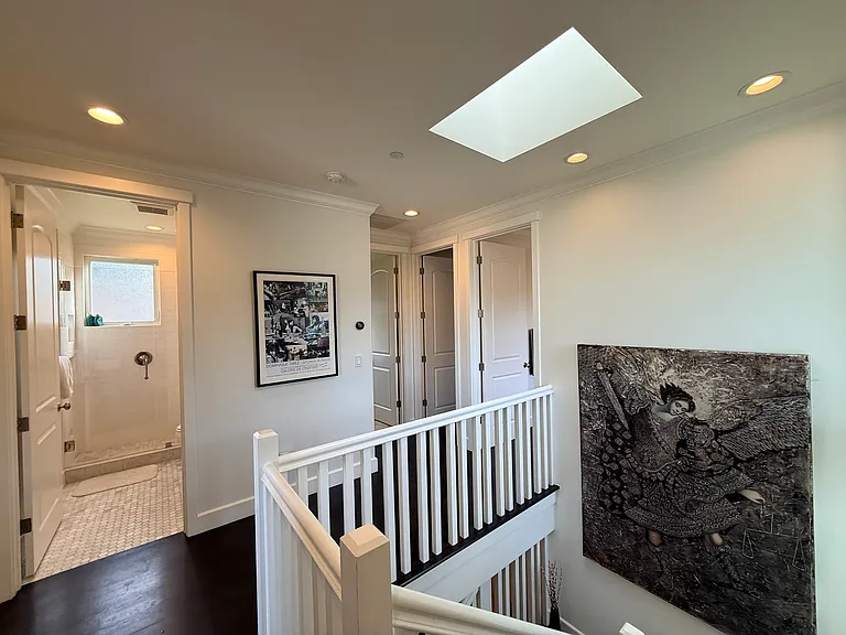 7 Locust Ave — Photo 11
