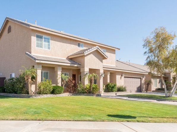 1193 La Valencia Ct, Brawley, CA 92227