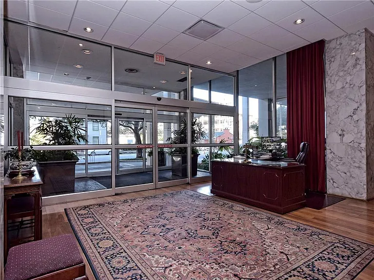 1801 Lavaca St #11F — Photo 17