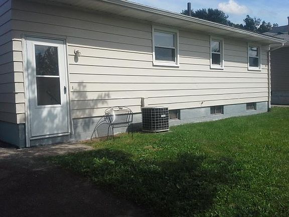 3rd image of 122 Kreiner Ave