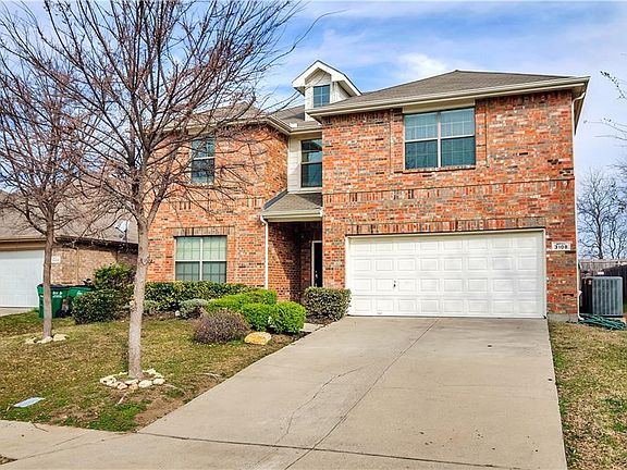 3rd image of 3108 Hoover Dr