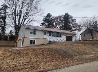 311 Highland Ct SW, Rochester, MN 55902