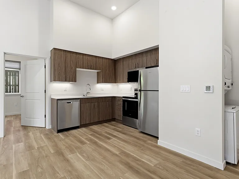 Evergreen Peak Apartments — Photo 61