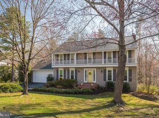 12537 Belfield Ct, Woodbridge, VA 22192