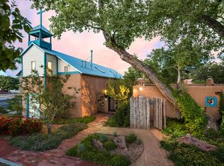 1934 Candelaria Rd NW, Albuquerque, NM 87107