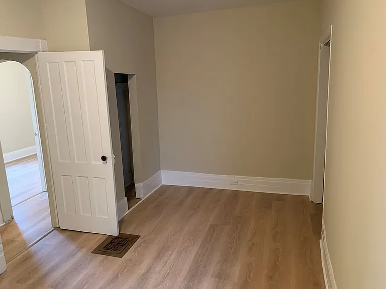 308 Whittier Ave #2 — Photo 9