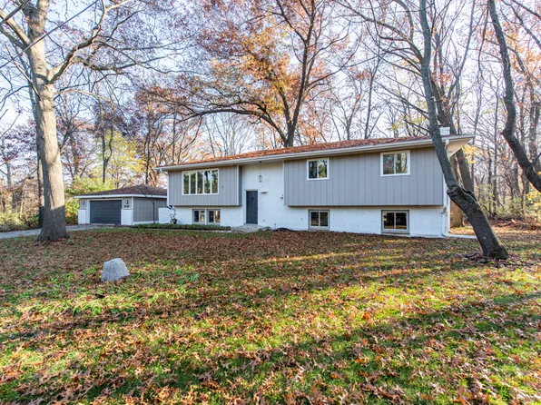 1919 2nd St, Winthrop Harbor, IL 60096