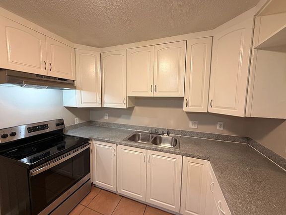 2nd image of 3579 Tulip Dr