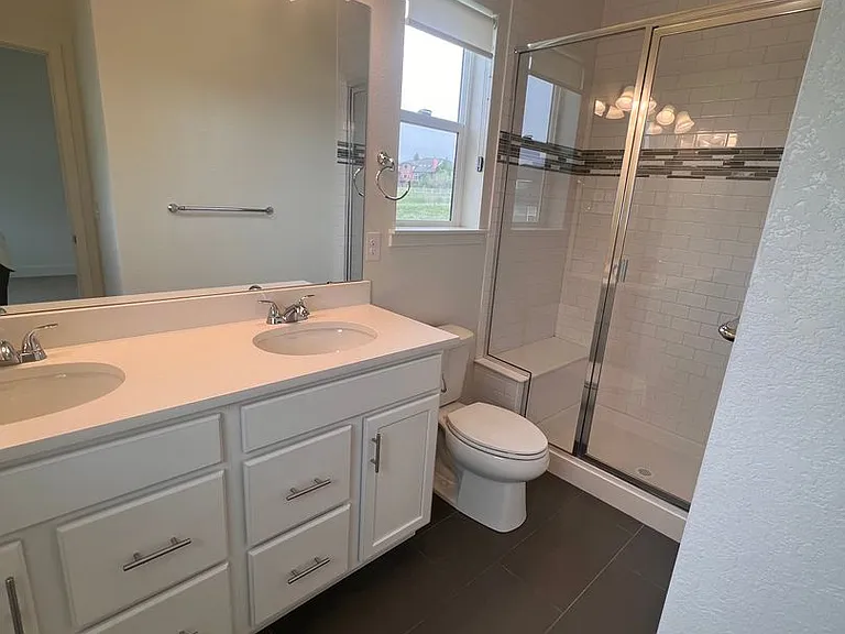 628 Discovery Pkwy — Photo 14