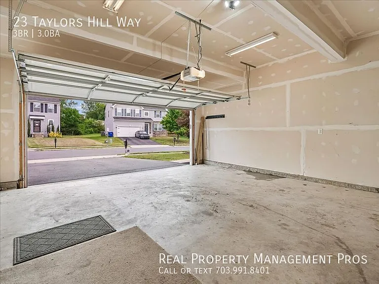 23 Taylors Hill Way — Photo 56
