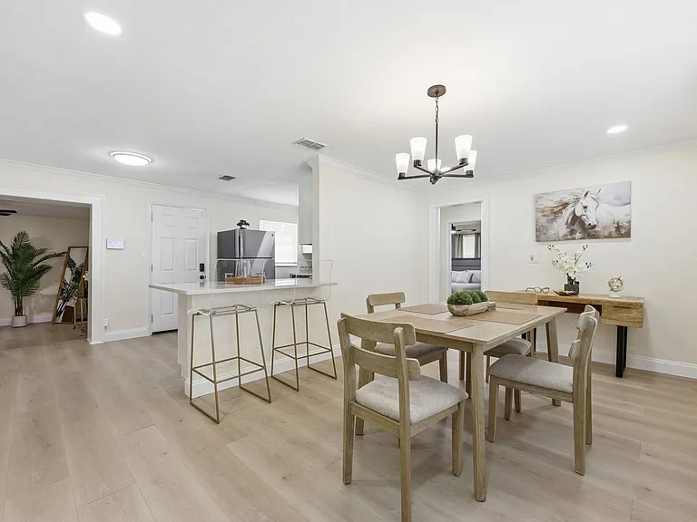 9565 Carbondale Dr W — Photo 15