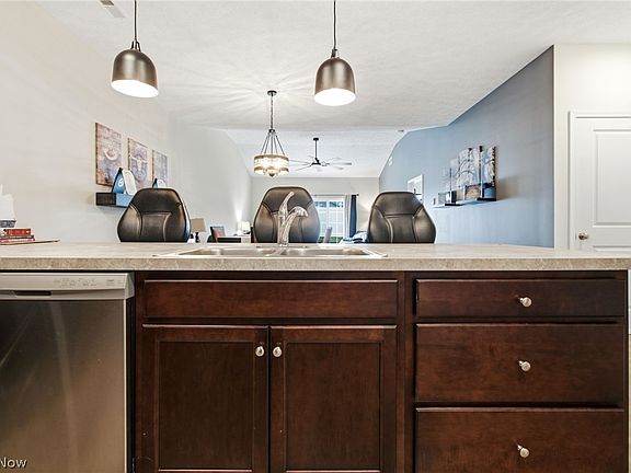 5th image of 235 Silver Spring Cir