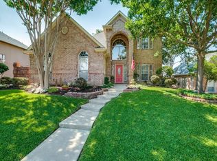 1016 Carousel Dr, Bedford, TX 76021