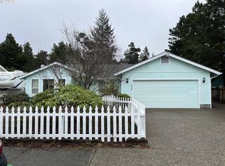 4040 Munsel Creek Dr, Florence, OR 97439