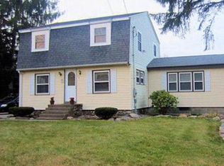 122 Church St, Northborough, MA 01532