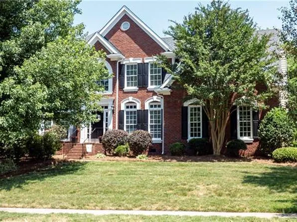 11204 Tavernay Py, Charlotte, NC 28262