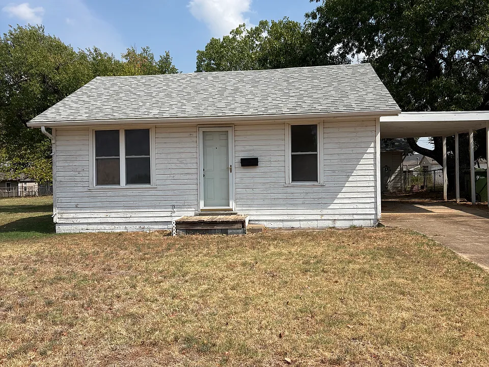 803 S 2nd St