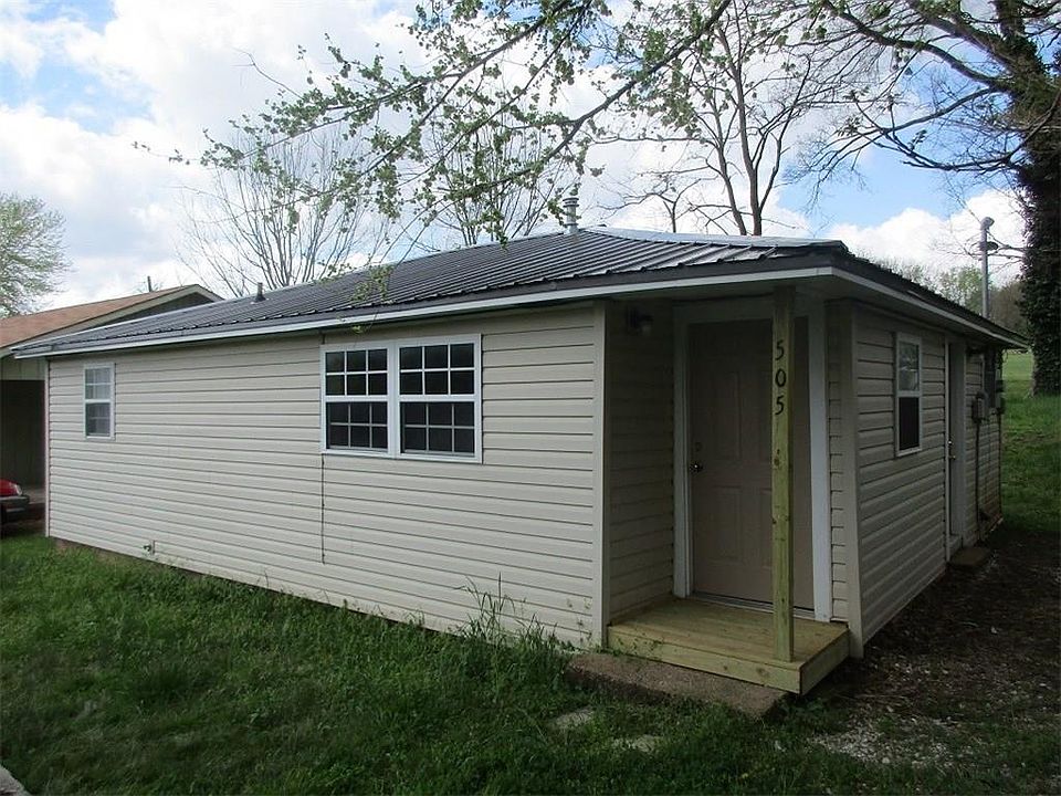 1st image of 505 Missouri Pl