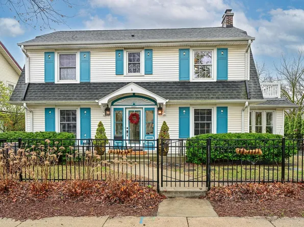 2201 East Beverly ROAD, Shorewood, WI 53211