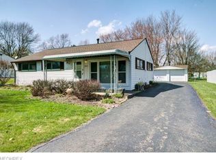1813 Dooridge Dr, Twinsburg, OH 44087