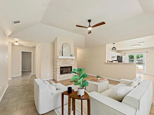 111 Stephen Ln, Georgetown, TX 78626
