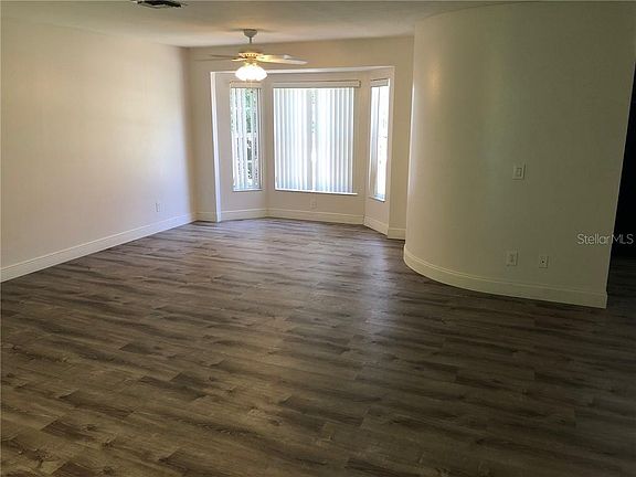 3rd image of 23468 Westchester Blvd