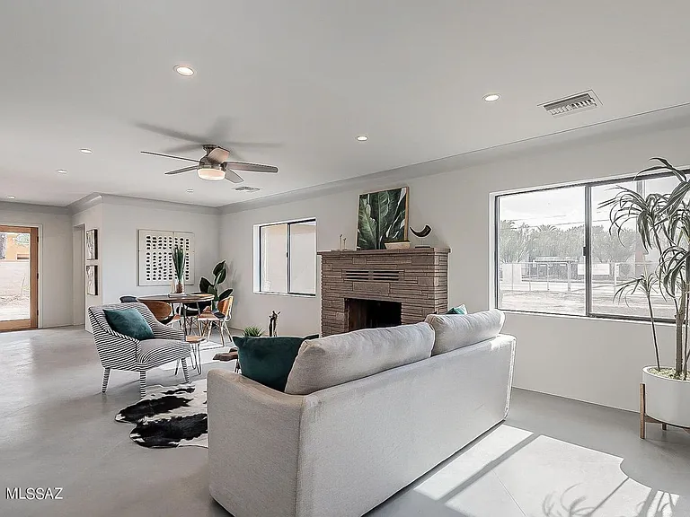 2225 E Fort Lowell Rd — Photo 21