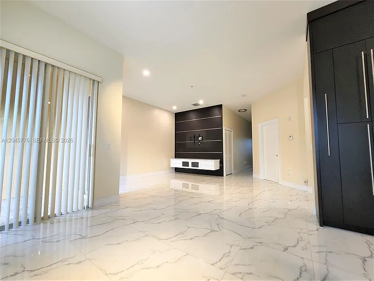 4405 SW 160th Ave #204 — Photo 5