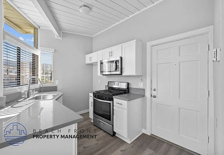 115 Via Riviera — Photo 15