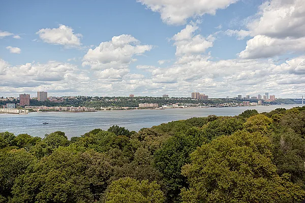 Rented by Brown Harris Stevens | media 16