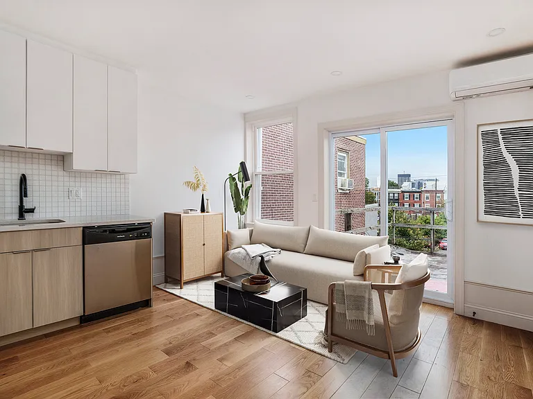 2045 Christian St #3 — Photo 1