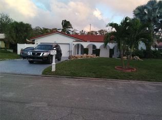 1377 NW 87th Ter, Coral Springs, FL 33071