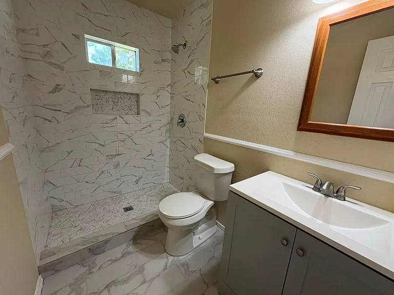 9210 Crescent Moon Dr — Photo 11