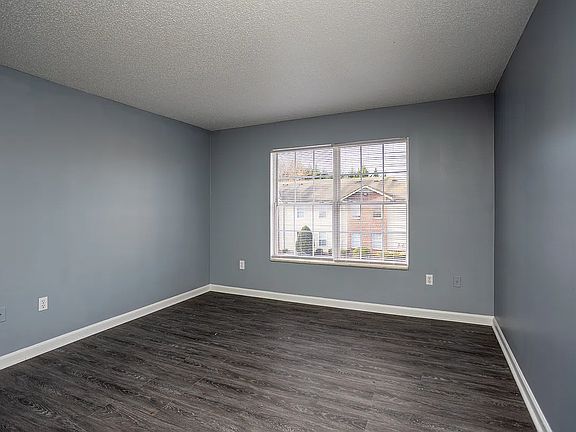 3rd image of 3930 Summercrest Way #6-613