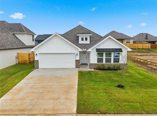 2068 E 129th Pl S, Jenks, OK 74037