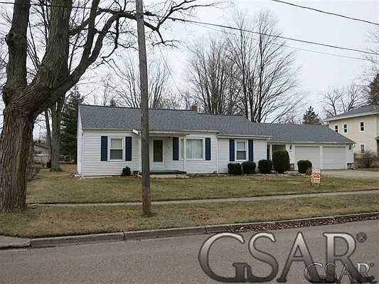 309 W Oliver St photo 1