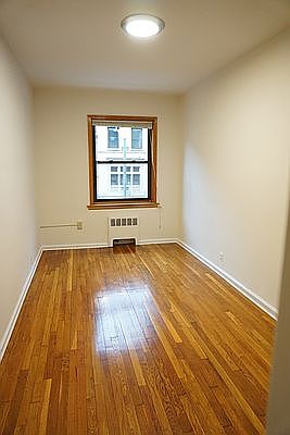 4th image of 20 W 87th St APT 3A