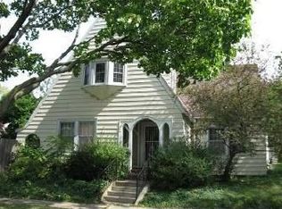 2702 Buena Vista Dr, Fort Wayne, IN 46805