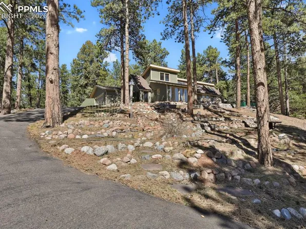 240 Sun Ridge Ct, Woodland Park, CO 80863