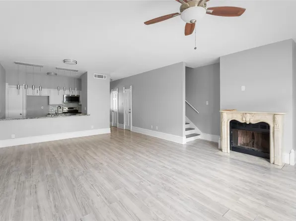 420 Wilcrest Dr #420, Houston, TX 77042