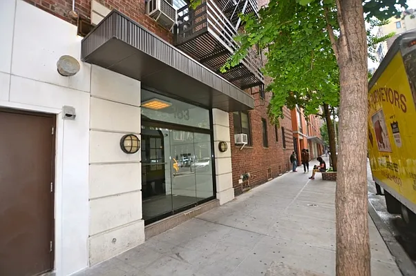 Rented by Citi Habitats | media 34