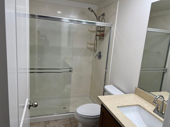 5th image of 1617 Lee Way